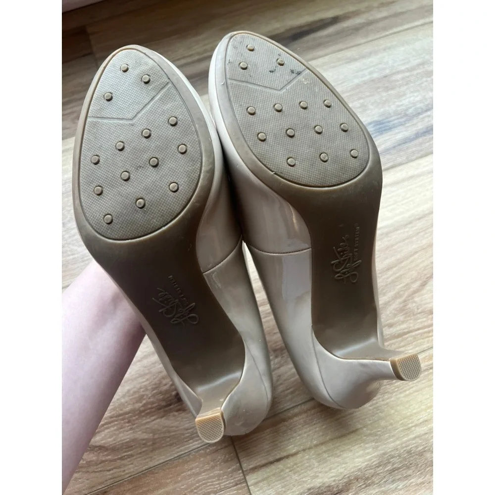 LifeStride Parigi Pumps 11M Nude Beige Patent Kitten Heel Shoes Party Cocktail
